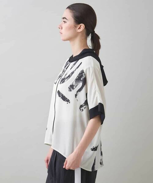 HIROKO KOSHINO / ヒロココシノ シャツ・ブラウス | モノトーンプリントデザインブラウス/洗える | 詳細2
