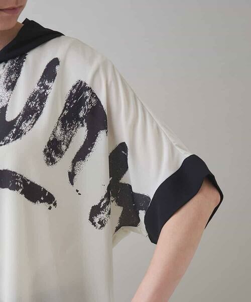 HIROKO KOSHINO / ヒロココシノ シャツ・ブラウス | モノトーンプリントデザインブラウス/洗える | 詳細6
