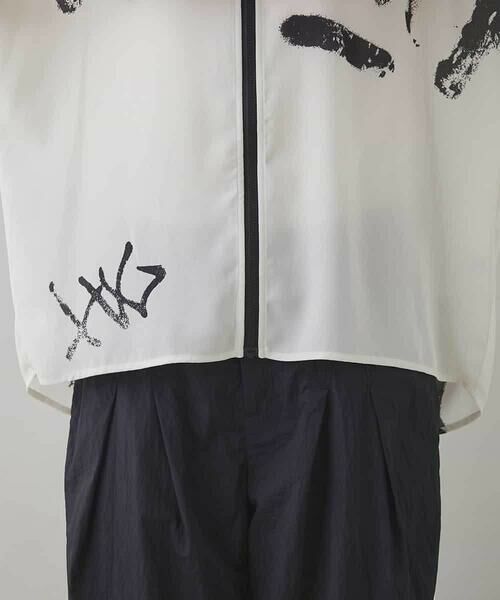 HIROKO KOSHINO / ヒロココシノ シャツ・ブラウス | モノトーンプリントデザインブラウス/洗える | 詳細7