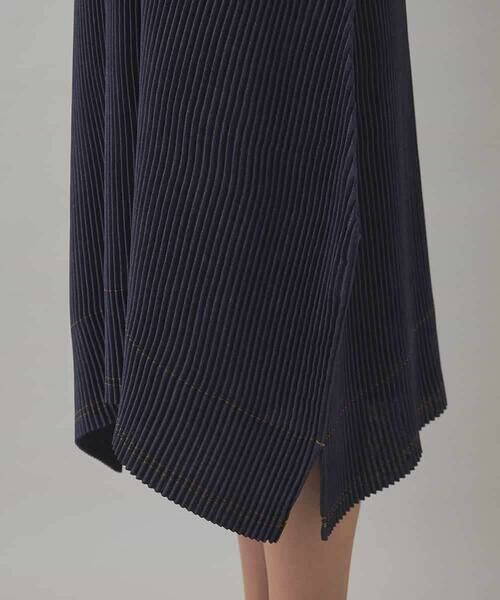 HIROKO KOSHINO / ヒロココシノ ロング・マキシ丈ワンピース | デニムライクプリーツワンピース/洗える | 詳細10