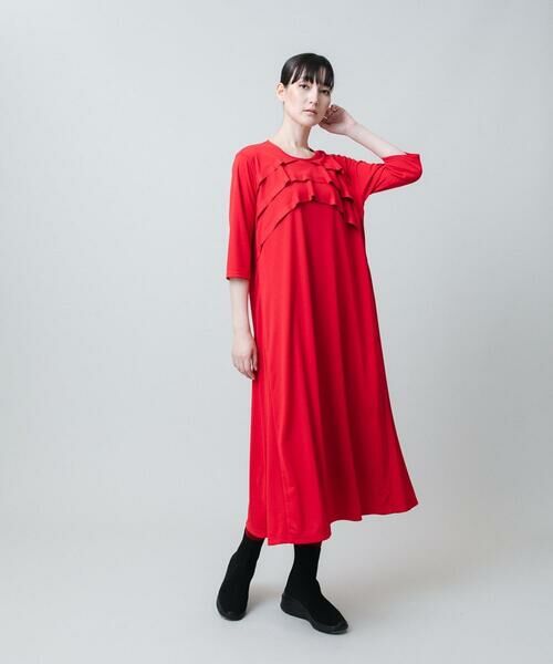 HIROKO KOSHINO / ヒロココシノ ロング・マキシ丈ワンピース | ジョイントテープラッフルデザインワンピース /洗える | 詳細12