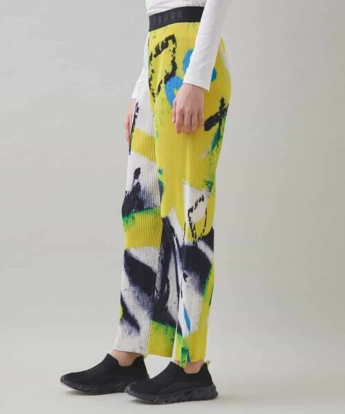 HIROKO KOSHINO / ヒロココシノ チノ・ワークパンツ | オリジナルプリーツストレートパンツ /洗える | 詳細1