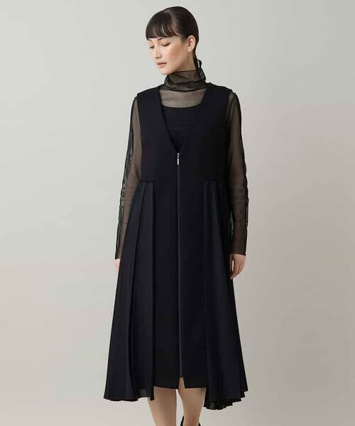 HIROKO KOSHINO / ヒロココシノ ベスト | 異素材プリーツロングベスト/日本製/洗える | 詳細1