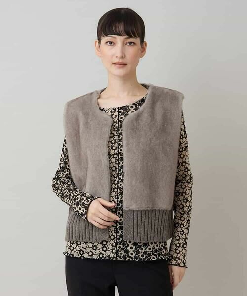 HIROKO KOSHINO / ヒロココシノ ベスト | エコファーニットジレ(グレー)