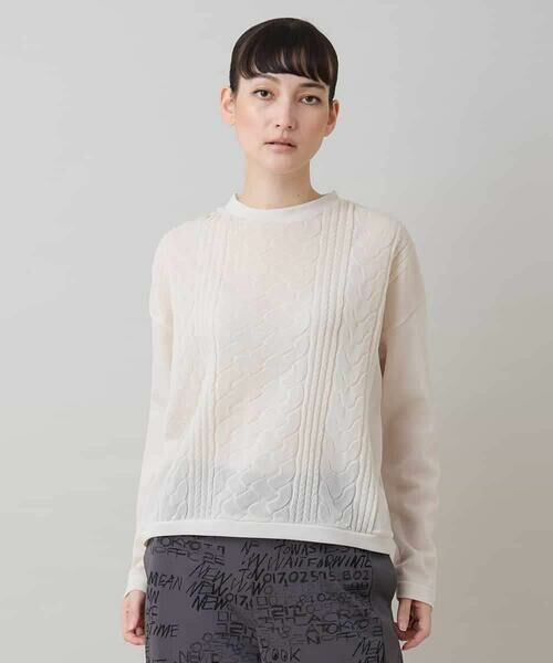 HIROKO KOSHINO / ヒロココシノ カットソー | ケーブル編柄エンボスデザインプルオーバー/洗える(ホワイト)