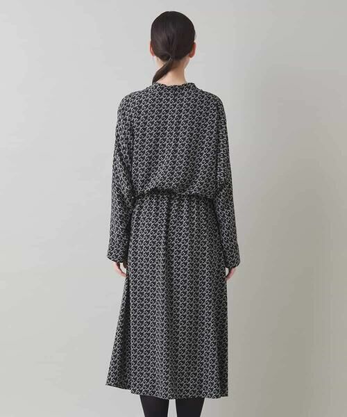 HIROKO KOSHINO / ヒロココシノ ロング・マキシ丈ワンピース | バックジョーゼットカシュクールワンピース/日本製 | 詳細3