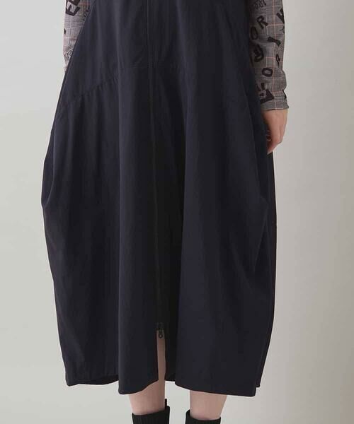 HIROKO KOSHINO / ヒロココシノ ロング・マキシ丈スカート | 立体フレアジャンパースカート/洗える | 詳細9