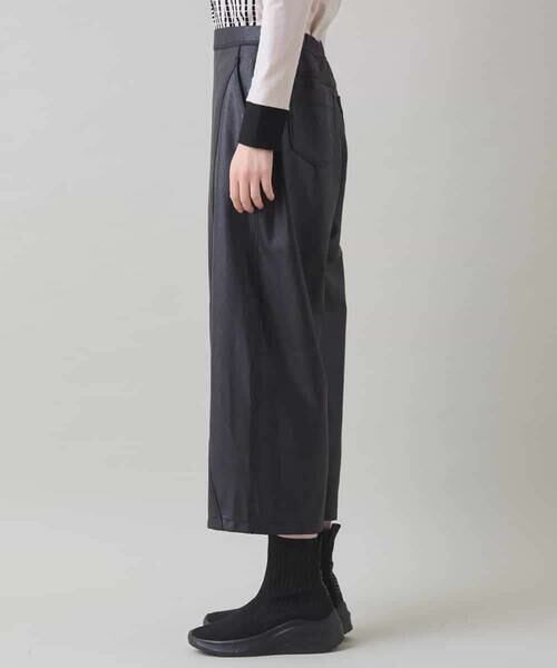 HIROKO KOSHINO / ヒロココシノ その他パンツ | レザーライクワイドパンツ/洗える | 詳細1