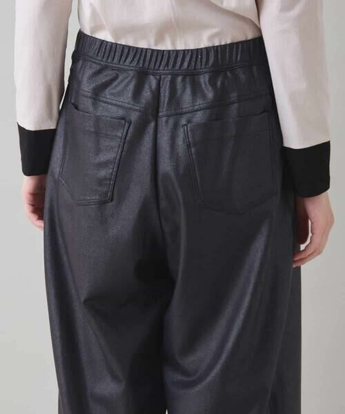 HIROKO KOSHINO / ヒロココシノ その他パンツ | レザーライクワイドパンツ/洗える | 詳細5