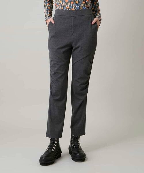 HIROKO KOSHINO / ヒロココシノ チノ・ワークパンツ | ギャザーアクセント切り替えデザインパンツ/日本製/洗える(ダークグレー)