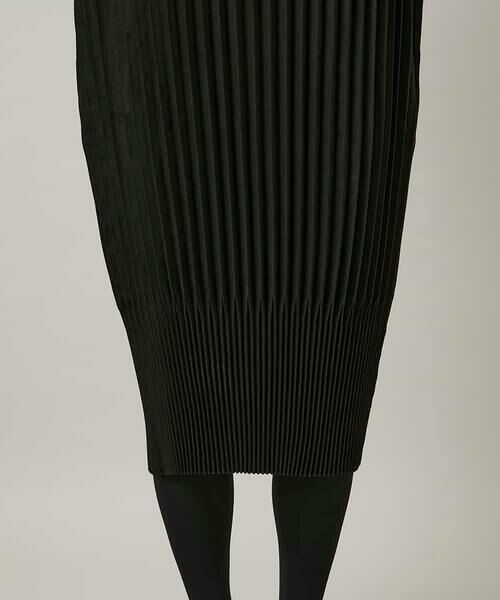 HIROKO KOSHINO / ヒロココシノ ロング・マキシ丈ワンピース | エコスエードアコーディオンプリーツワンピース | 詳細2