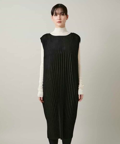 HIROKO KOSHINO / ヒロココシノ ロング・マキシ丈ワンピース | エコスエードアコーディオンプリーツワンピース | 詳細8