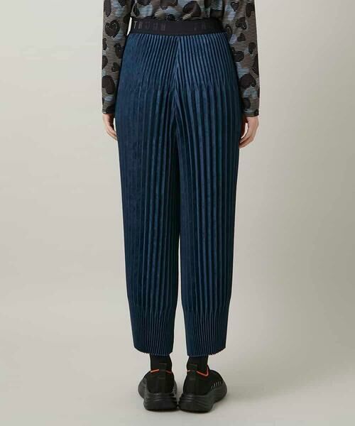 HIROKO KOSHINO / ヒロココシノ チノ・ワークパンツ | エコスエードアコーディオンプリーツパンツ | 詳細3
