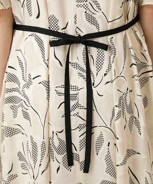 HIROKO KOSHINO / ヒロココシノ ロング・マキシ丈ワンピース | ラインフラワーワンピース /日本製/洗える | 詳細10