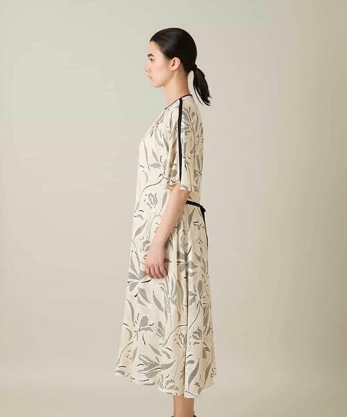 HIROKO KOSHINO / ヒロココシノ ロング・マキシ丈ワンピース | ラインフラワーワンピース /日本製/洗える | 詳細2