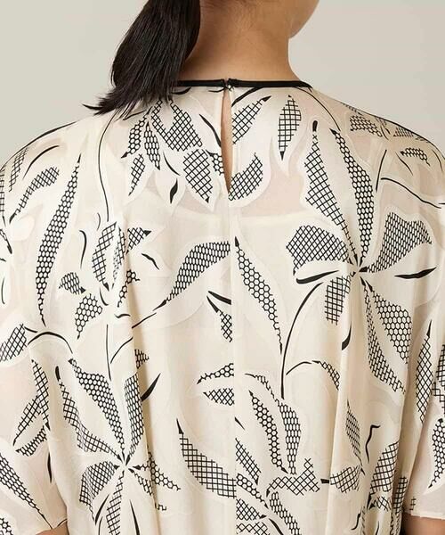 HIROKO KOSHINO / ヒロココシノ ロング・マキシ丈ワンピース | ラインフラワーワンピース /日本製/洗える | 詳細5