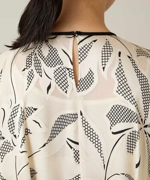 HIROKO KOSHINO / ヒロココシノ ロング・マキシ丈ワンピース | ラインフラワーワンピース /日本製/洗える | 詳細8