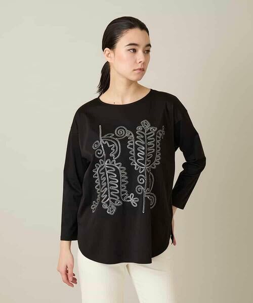 HIROKO KOSHINO / ヒロココシノ カットソー | ボタニカルモチーフ刺繍ロングTシャツ/洗える（ブラック）