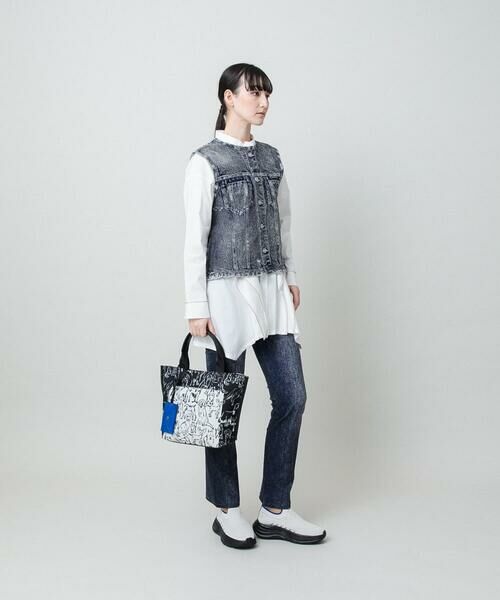 HIROKO KOSHINO / ヒロココシノ ベスト | 立体ストレッチデニムノーカラーベスト/日本製/洗える | 詳細5