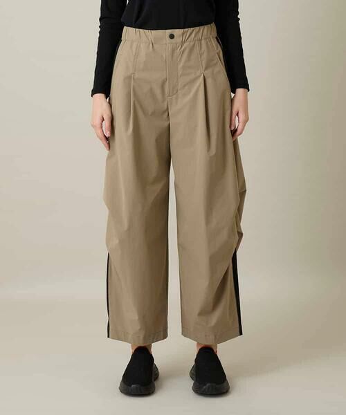 HIROKO KOSHINO / ヒロココシノ チノ・ワークパンツ | 配色ラインカーブタックパンツ | 詳細1