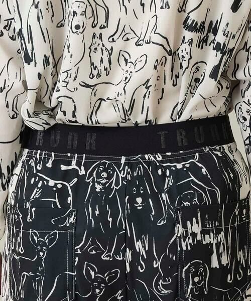 HIROKO KOSHINO / ヒロココシノ チノ・ワークパンツ | ドッグモチーフイージーパンツ/日本製/洗える | 詳細5