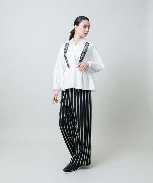 HIROKO KOSHINO / ヒロココシノ シャツ・ブラウス | 刺繍アクセントカシュクールブラウス/洗える | 詳細10