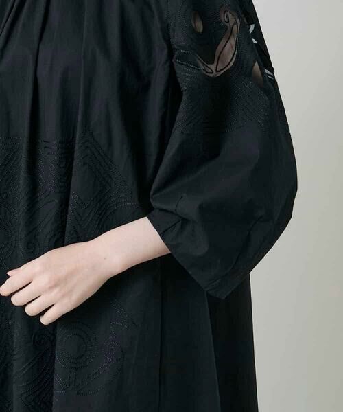 HIROKO KOSHINO / ヒロココシノ ロング・マキシ丈ワンピース | 幾何学エンブロイダリーワンピース /洗える | 詳細7