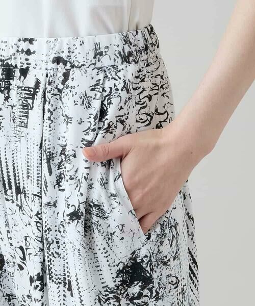 HIROKO KOSHINO / ヒロココシノ チノ・ワークパンツ | インクペインティングイージーパンツ/日本製/洗える | 詳細6