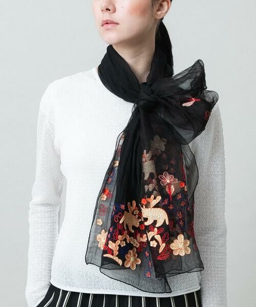 HIROKO KOSHINO / ヒロココシノ マフラー・ショール・スヌード・ストール | オリエンタルアニマル刺繍ストール（ブラック）