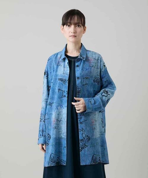 HIROKO KOSHINO / ヒロココシノ シャツ・ブラウス | デニム風アートプリントロングシャツ/洗える | 詳細1