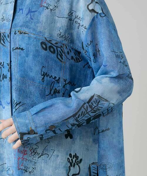HIROKO KOSHINO / ヒロココシノ シャツ・ブラウス | デニム風アートプリントロングシャツ/洗える | 詳細8