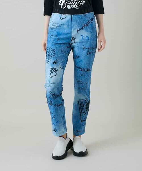 HIROKO KOSHINO / ヒロココシノ チノ・ワークパンツ | デニム風アートプリントレギンスパンツ/日本製/洗える(ライトブルー)
