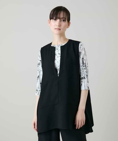 HIROKO KOSHINO / ヒロココシノ ベスト | Vカットデザインジレ/日本製/洗える（ブラック）