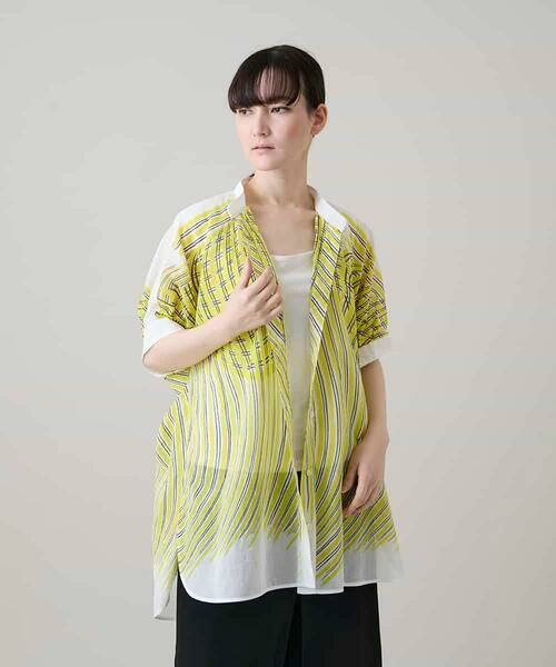HIROKO KOSHINO / ヒロココシノ シャツ・ブラウス | ウェーブストライプコットンブラウス /日本製/洗える（イエロー）
