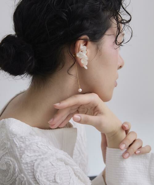 HOUSE OF LOTUS / ハウス オブ ロータス ピアス・イヤリング | PEARL ajisai イヤカフ | 詳細2