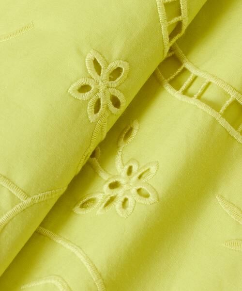 セール】 コットンリネンブレンドスカラップ刺繍ブラウス