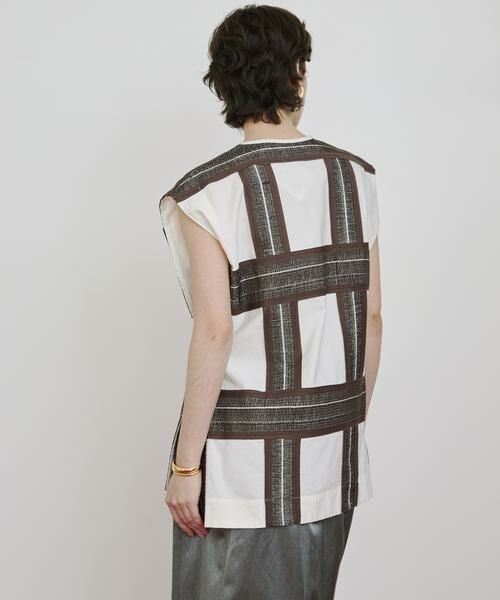 HOUSE OF LOTUS / ハウス オブ ロータス ベスト | ジオメトリックエンブロイダリージレ | 詳細3