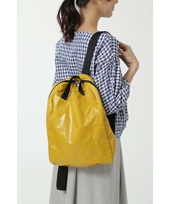 フランス製であるジャックゴムのバッグはさりげなく機能的といった魅力をバッグび込めて生産してます。撥水性、耐久性、軽量に優れたコーティング地を仕様して、デザインを追求したバッグです。