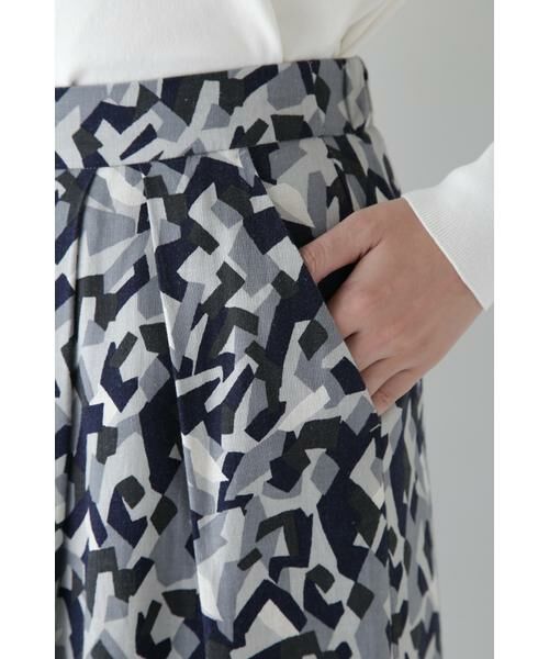 human woman / ヒューマンウーマン スカート | ◆レーヨン麻キャンバスカモジオメトリックPTタックコクーンスカート | 詳細13