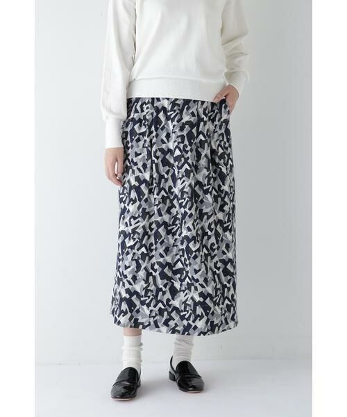human woman/ヒューマンウーマン ◆レーヨン麻キャンバスカモジオメトリックPTタックコクーンスカート グレー3 M human woman/ヒューマンウーマン ◆レーヨン麻キャンバスカモジオメトリックPTタックコクーンスカート グレー3 M