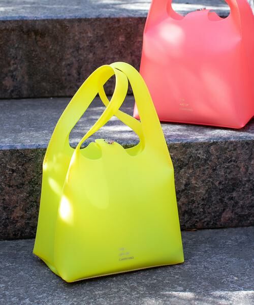 human woman/ヒューマンウーマン THE ART OF CARRYING MARKETmini イエロー - human woman/ヒューマンウーマン THE ART OF CARRYING MARKETmini イエロー -
