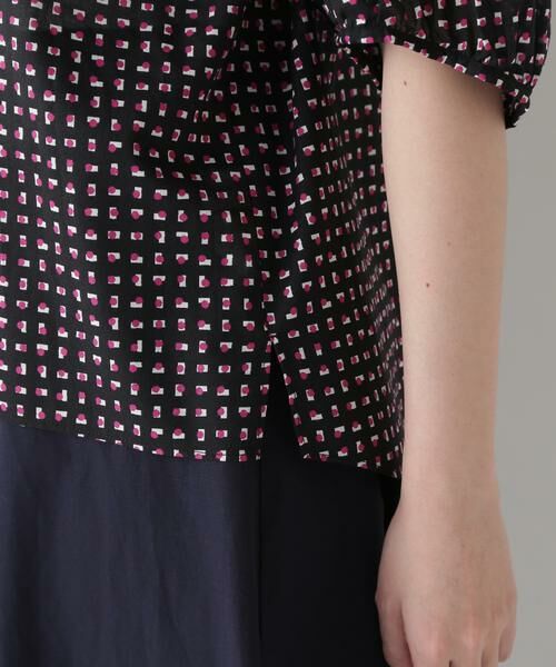 human woman / ヒューマンウーマン シャツ・ブラウス | ◆プリントギャザーブラウス | 詳細8