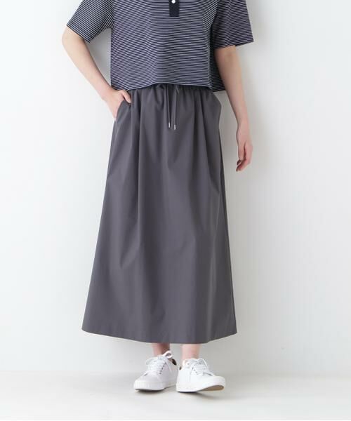 human woman / ヒューマンウーマン スカート | ◆コットンポリエステルウェザードローストリングタックスカート(チャコール1)