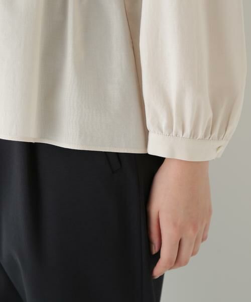 human woman / ヒューマンウーマン シャツ・ブラウス | ◆チューインローンブラウジングノーカラーシャツブラウス | 詳細9