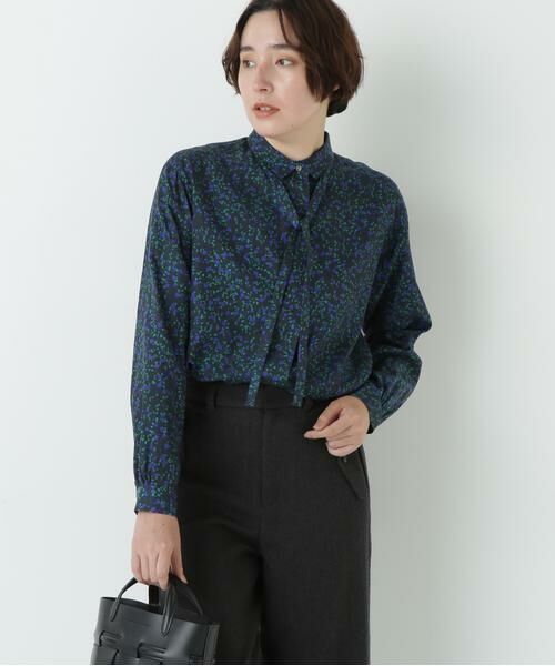 human woman / ヒューマンウーマン シャツ・ブラウス | プチフラワープリントボウタイシャツブラウス | 詳細2