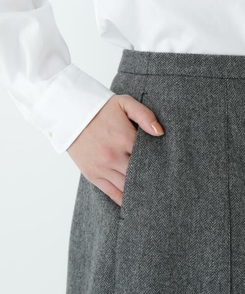 human woman / ヒューマンウーマン スカート | ヘリンボーンツィードタックスカート | 詳細8