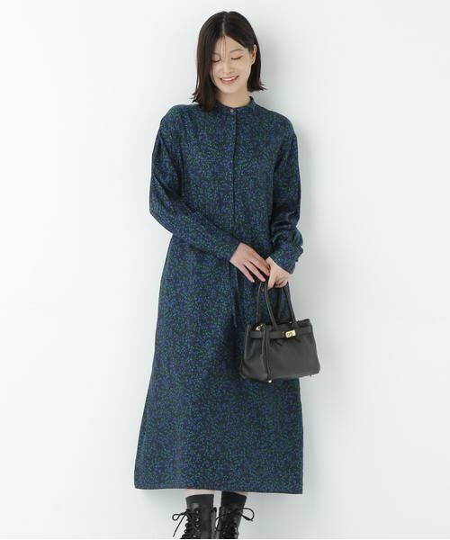 human woman / ヒューマンウーマン ワンピース | プチフラワープリントブラウジングバンドカラーワンピース(グリーンフラワー3)