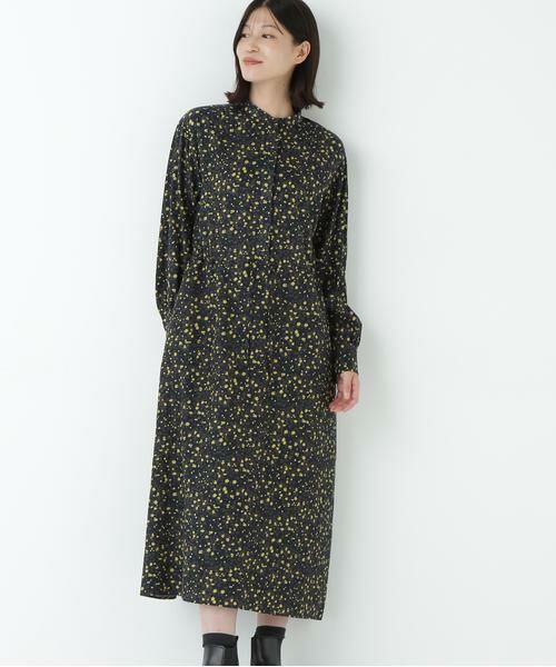 human woman / ヒューマンウーマン ワンピース | プチフラワープリントブラウジングバンドカラーワンピース(イエローフラワー3)