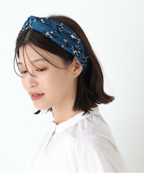 human woman / ヒューマンウーマン マフラー・ショール・スヌード・ストール | ＭＯＩＳＭＯＮＴ　フラワープリントスカーフ（ブルー）