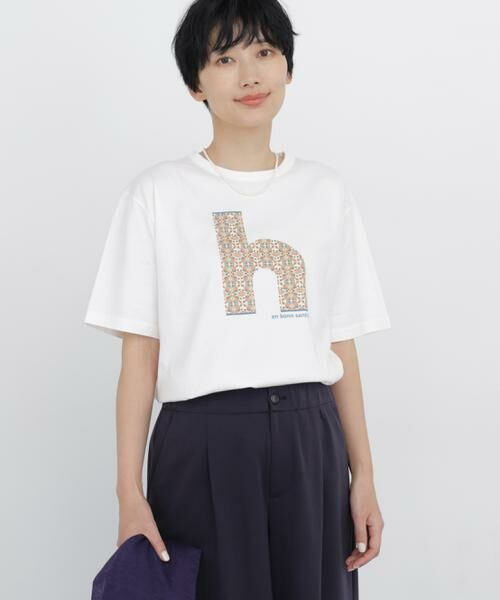 human woman / ヒューマンウーマン カットソー | 《 大人気！ / CLOUDYコラボ 》アフリカンモチーフ プリントＴシャツ（ホワイト）